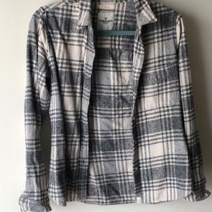 Women’s American Eagle Flannel Size S Slim Fit